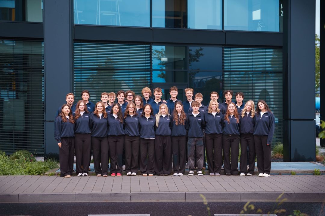 The Q-Summit team